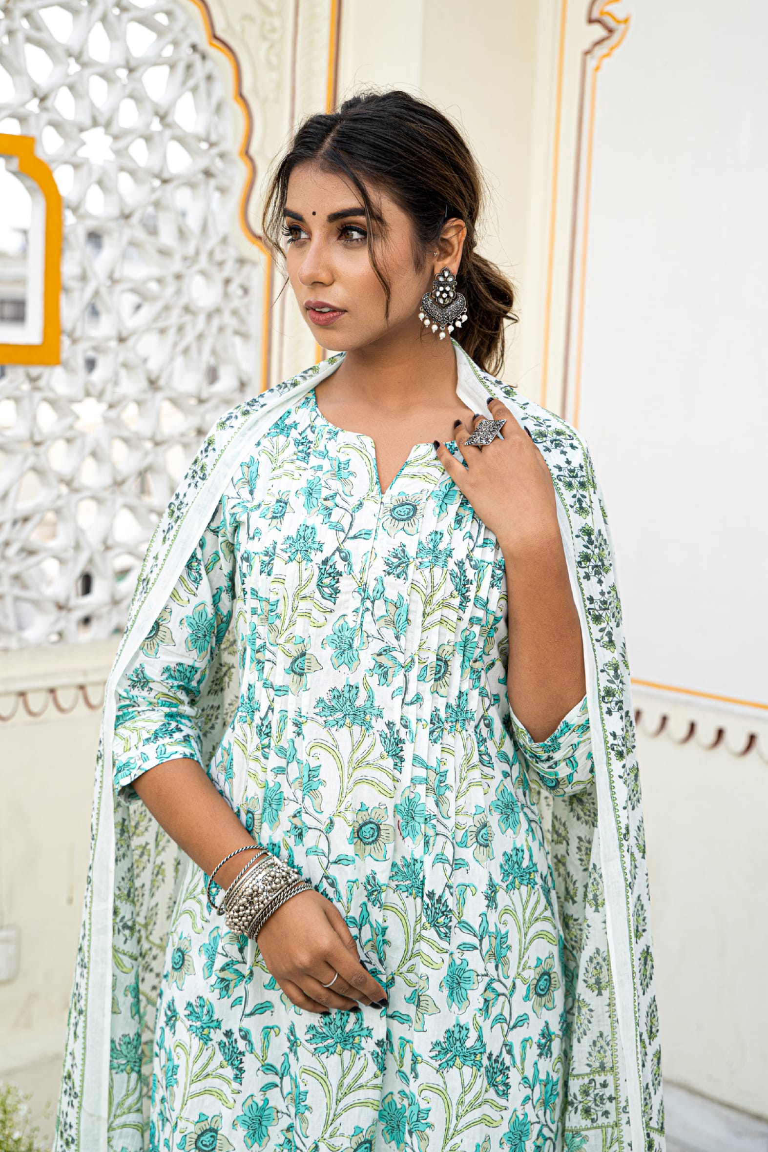 White Cotton Block Printed Kurta Pant Set With Pleats & Printed Cotton Dupatta Bada Boota