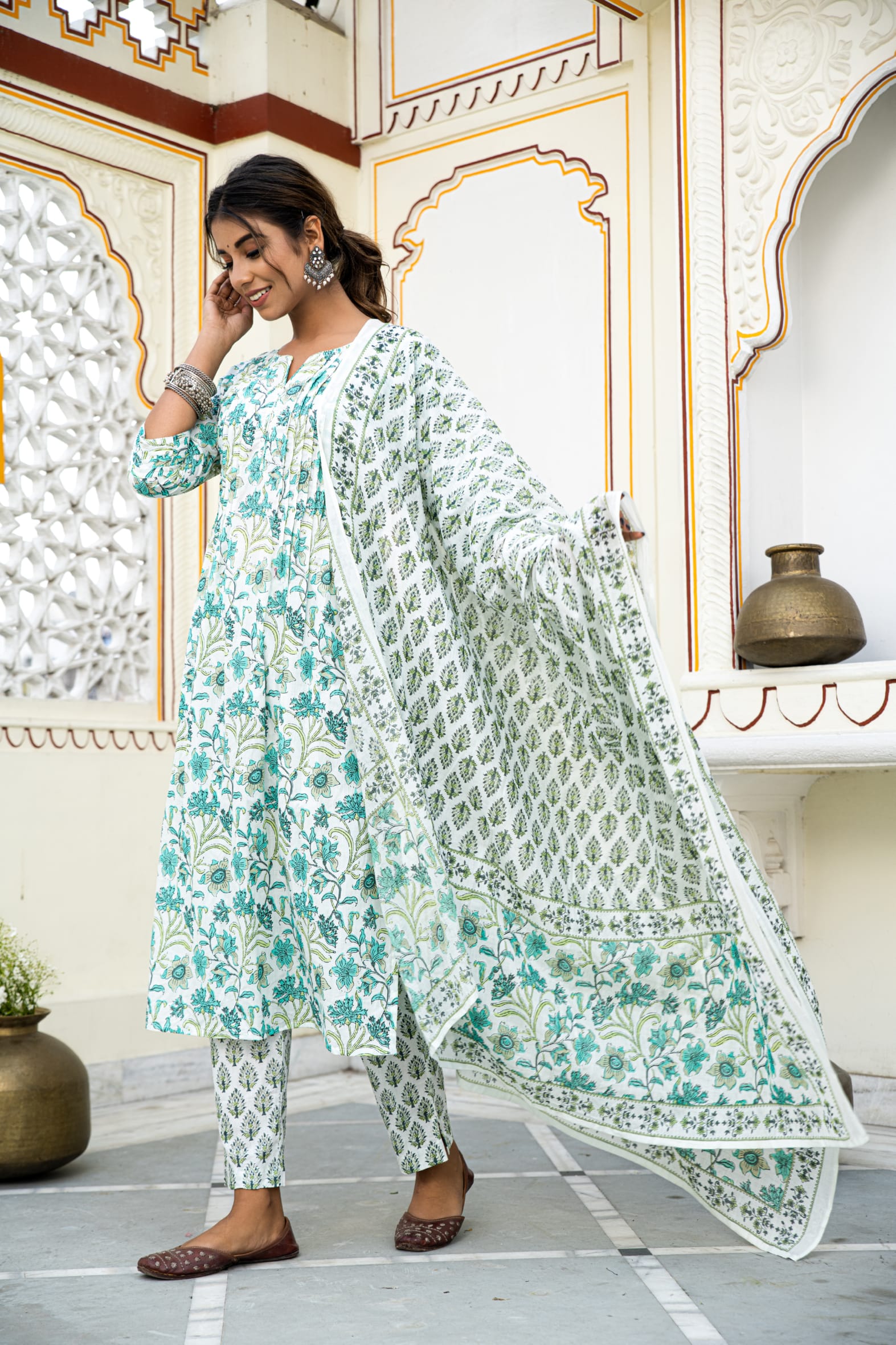 White Cotton Block Printed Kurta Pant Set With Pleats & Printed Cotton Dupatta Bada Boota