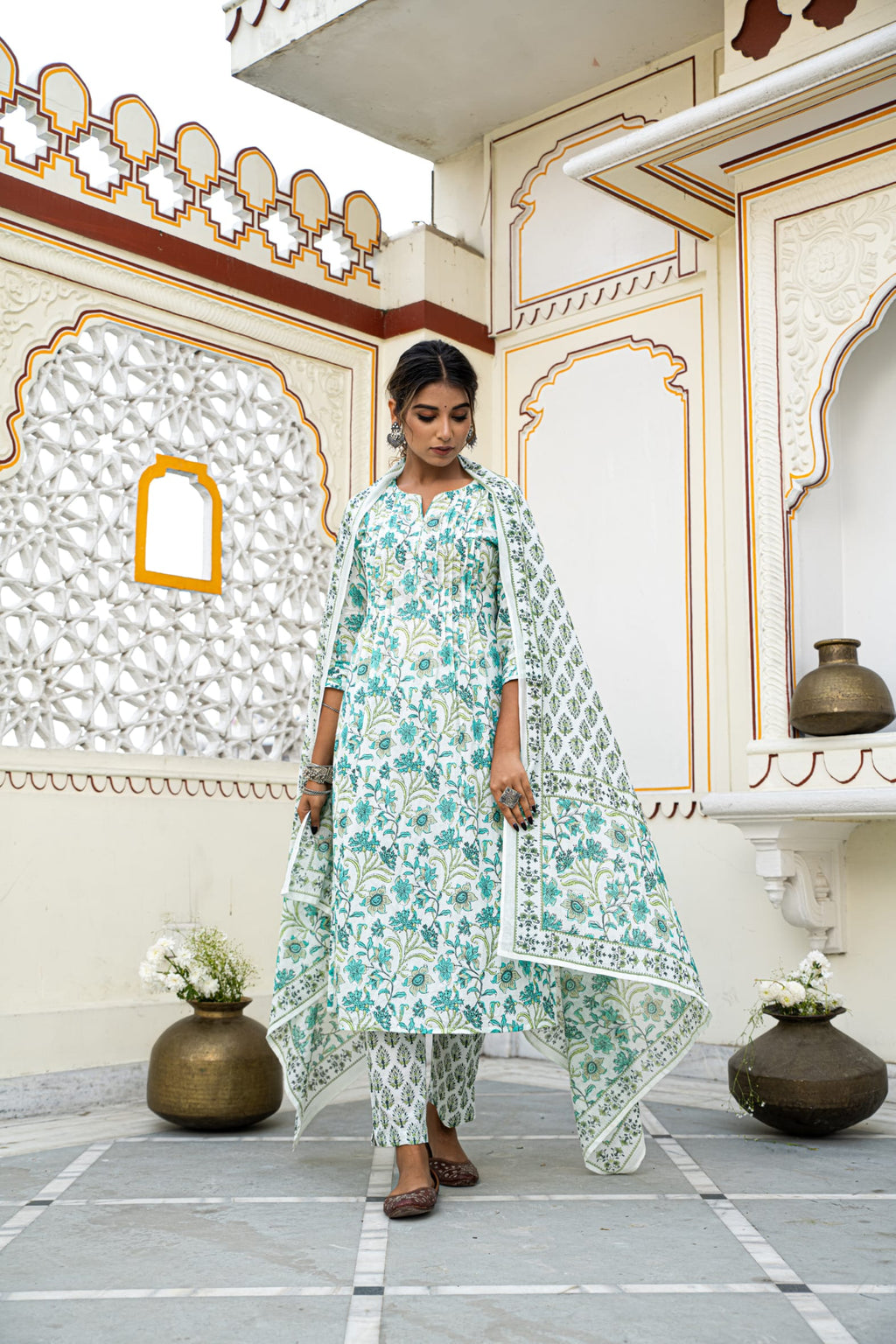 White Cotton Block Printed Kurta Pant Set With Pleats & Printed Cotton Dupatta Bada Boota
