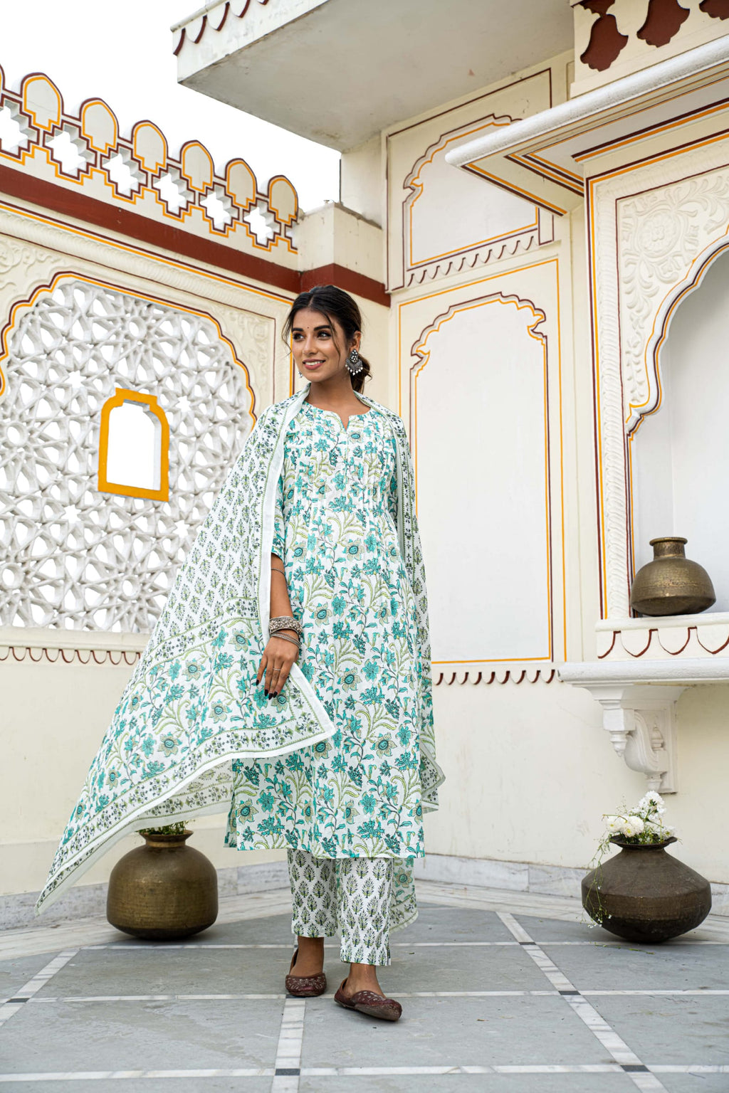 White Cotton Block Printed Kurta Pant Set With Pleats & Printed Cotton Dupatta Bada Boota
