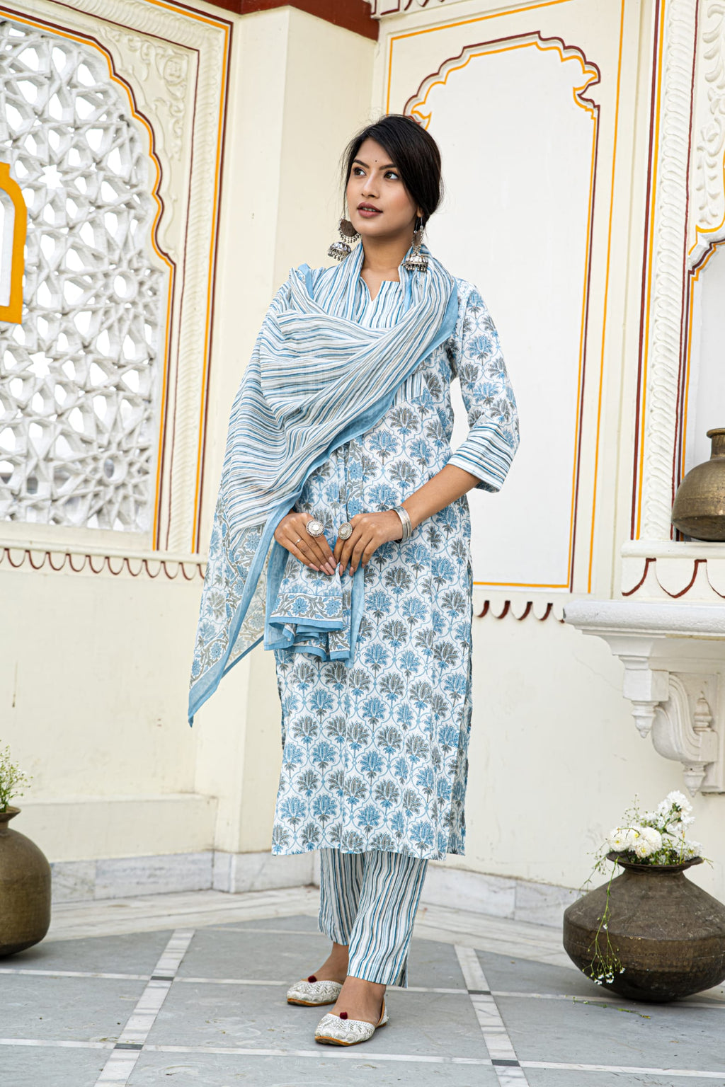 White Blue Printed Cotton Suit With Printed Dupatta- Set of 3 Bada Boota