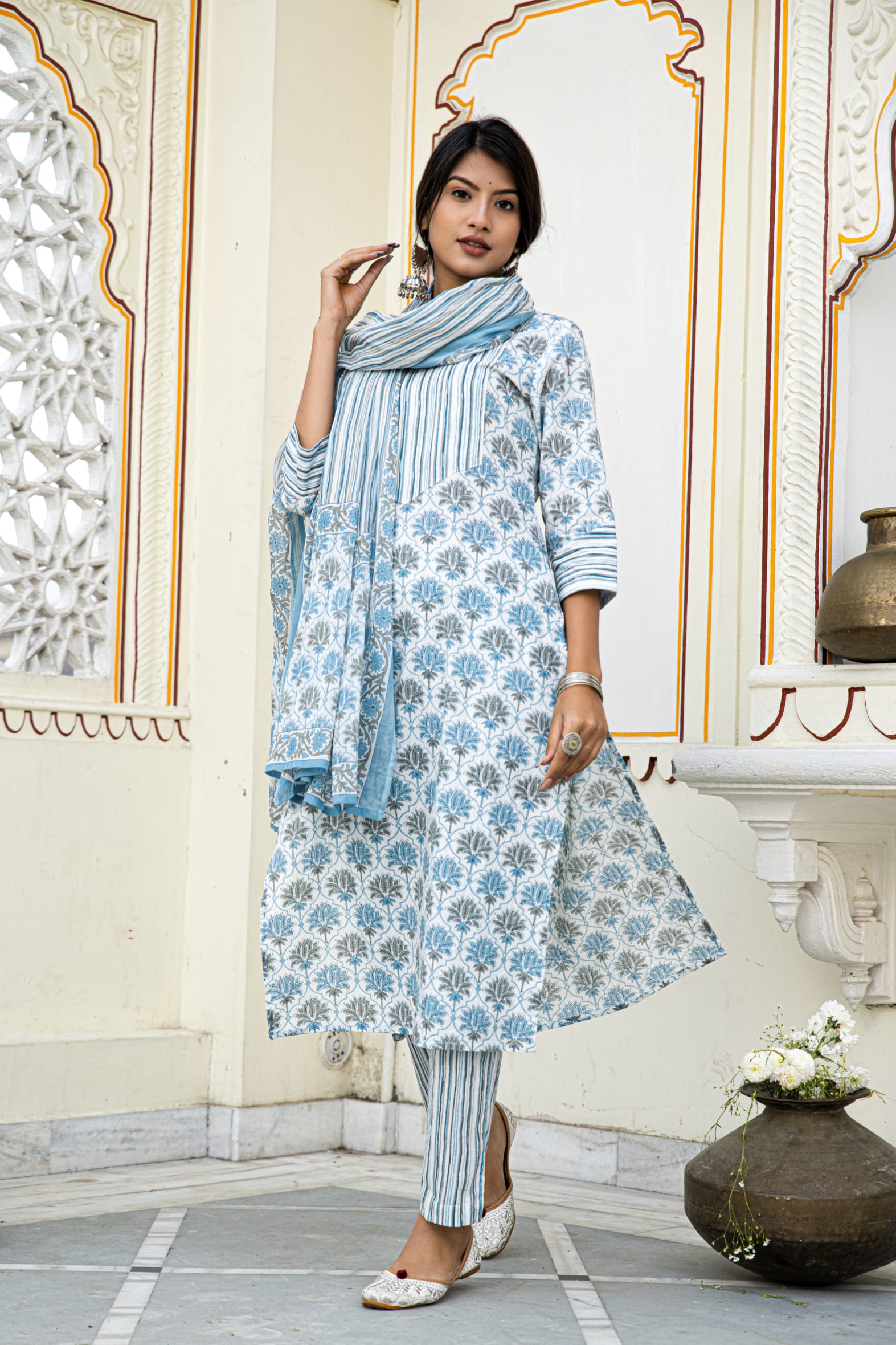 White Blue Printed Cotton Suit With Printed Dupatta- Set of 3 Bada Boota