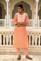 Peach White Printed Cotton Kurta with Pants- Set of 2 Bada Boota