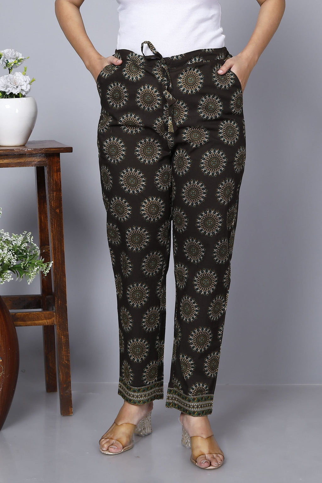 Black Cotton Printed Ankle Length Pant Bada Boota