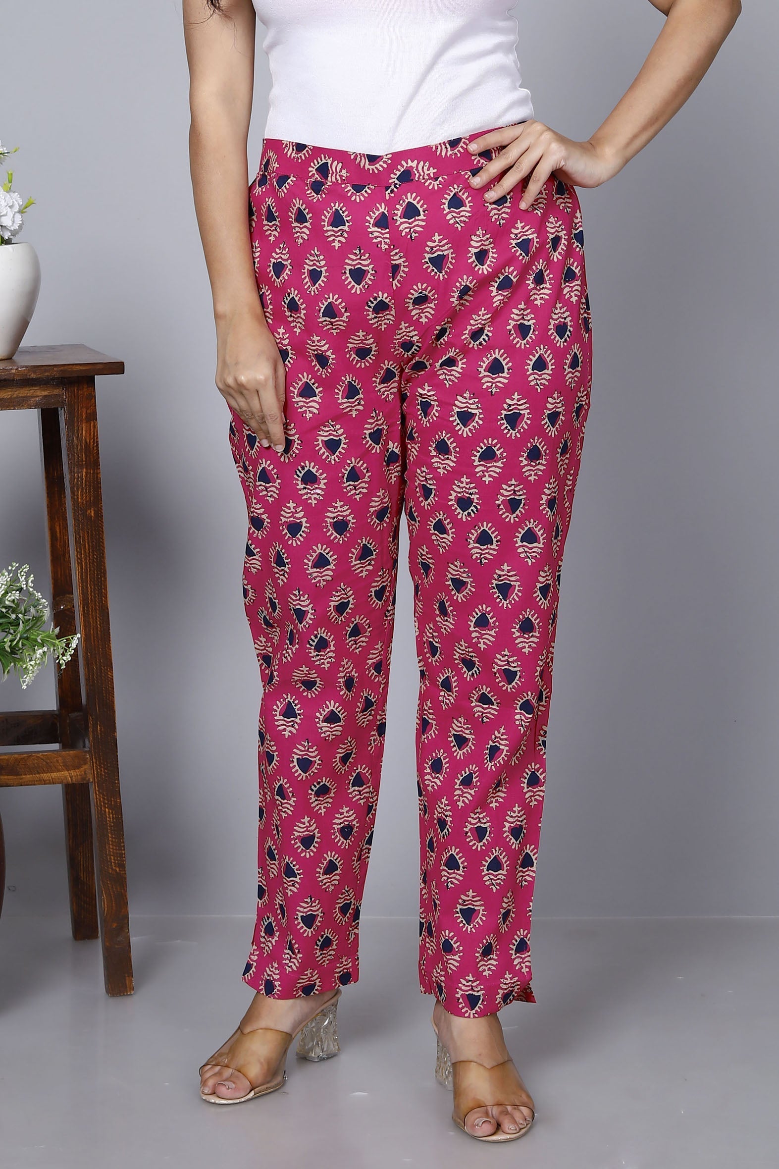 Pink Cotton Printed Ankle Length Pant Bada Boota