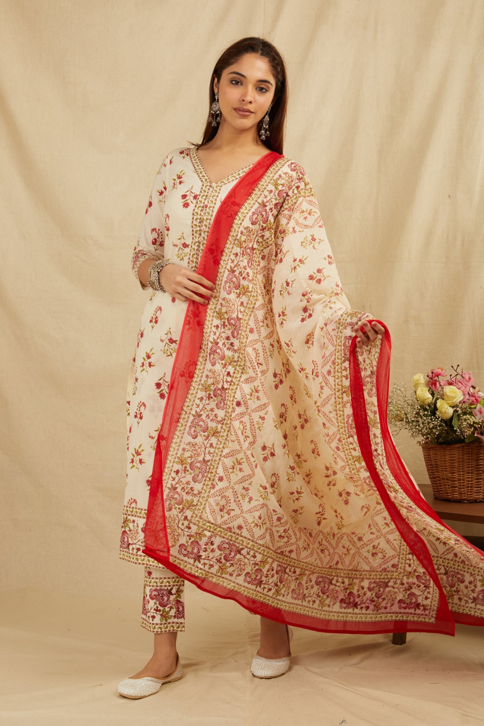 Cream Butti Printed Cotton Kurta Pant Set With Dupatta - Set of 3 Bada Boota