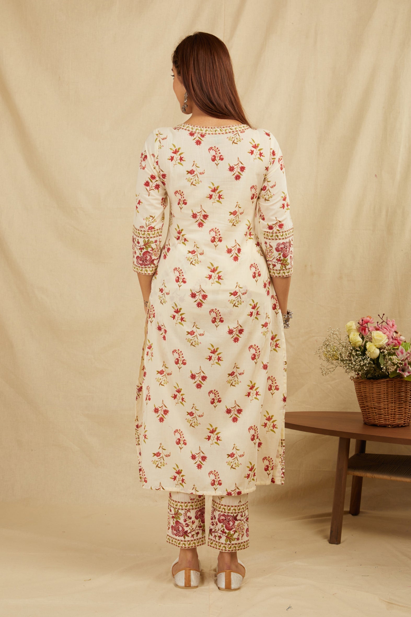 Cream Butti Printed Cotton Kurta Pant Set With Dupatta - Set of 3 Bada Boota