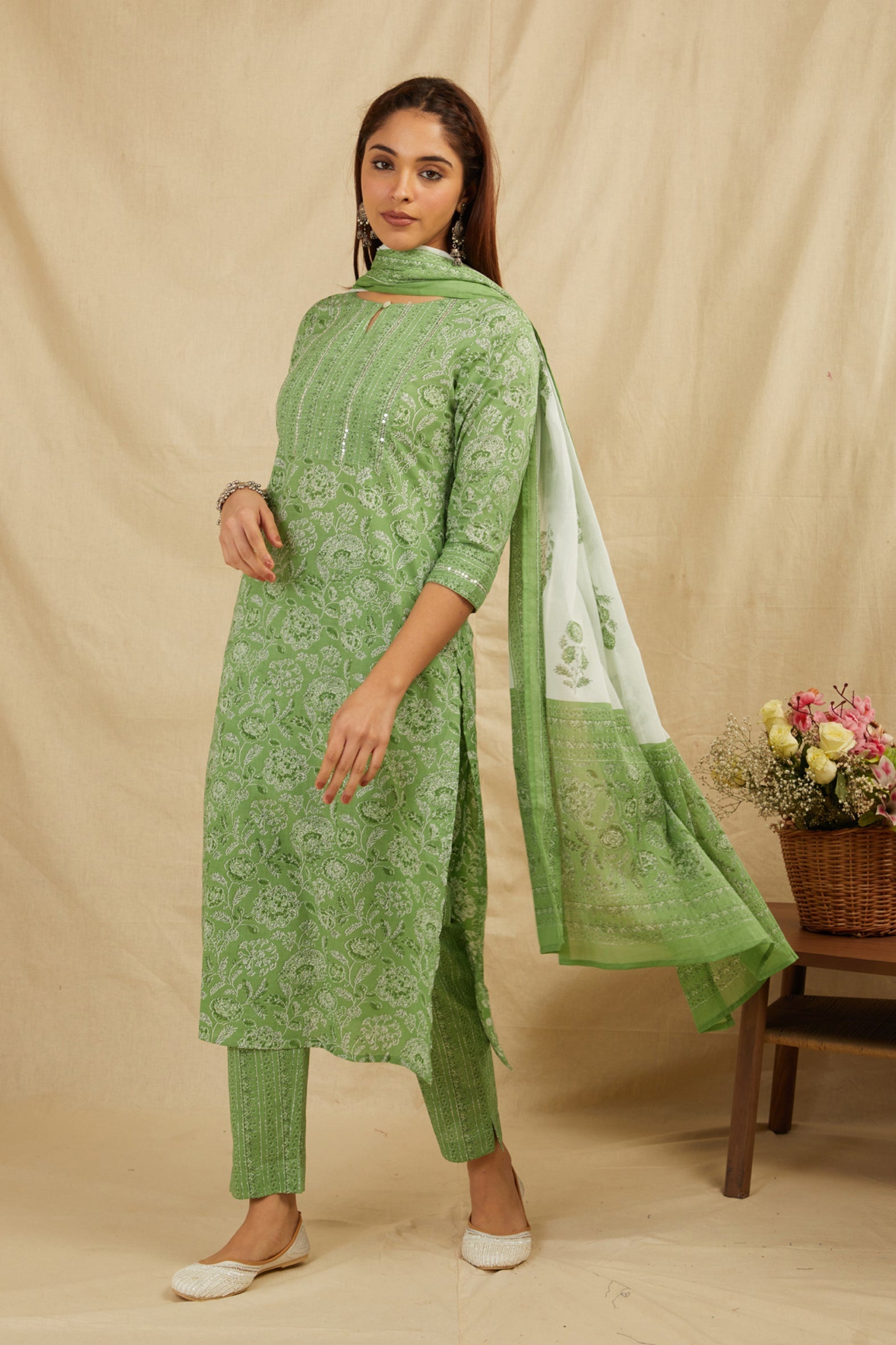 Green Straight Cotton Kurta Pant Set With Dupatta - Set of 3 Bada Boota