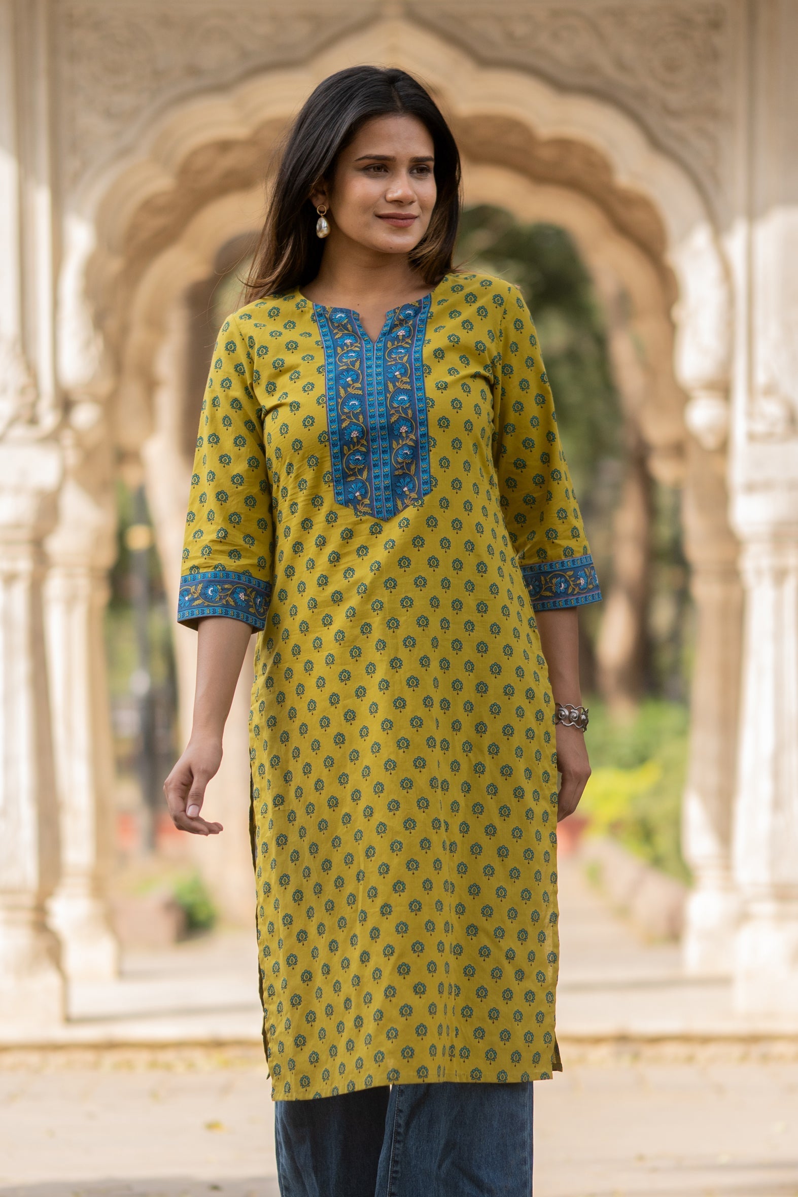 Green Barik Butti Printed Cotton Kurta Bada Boota