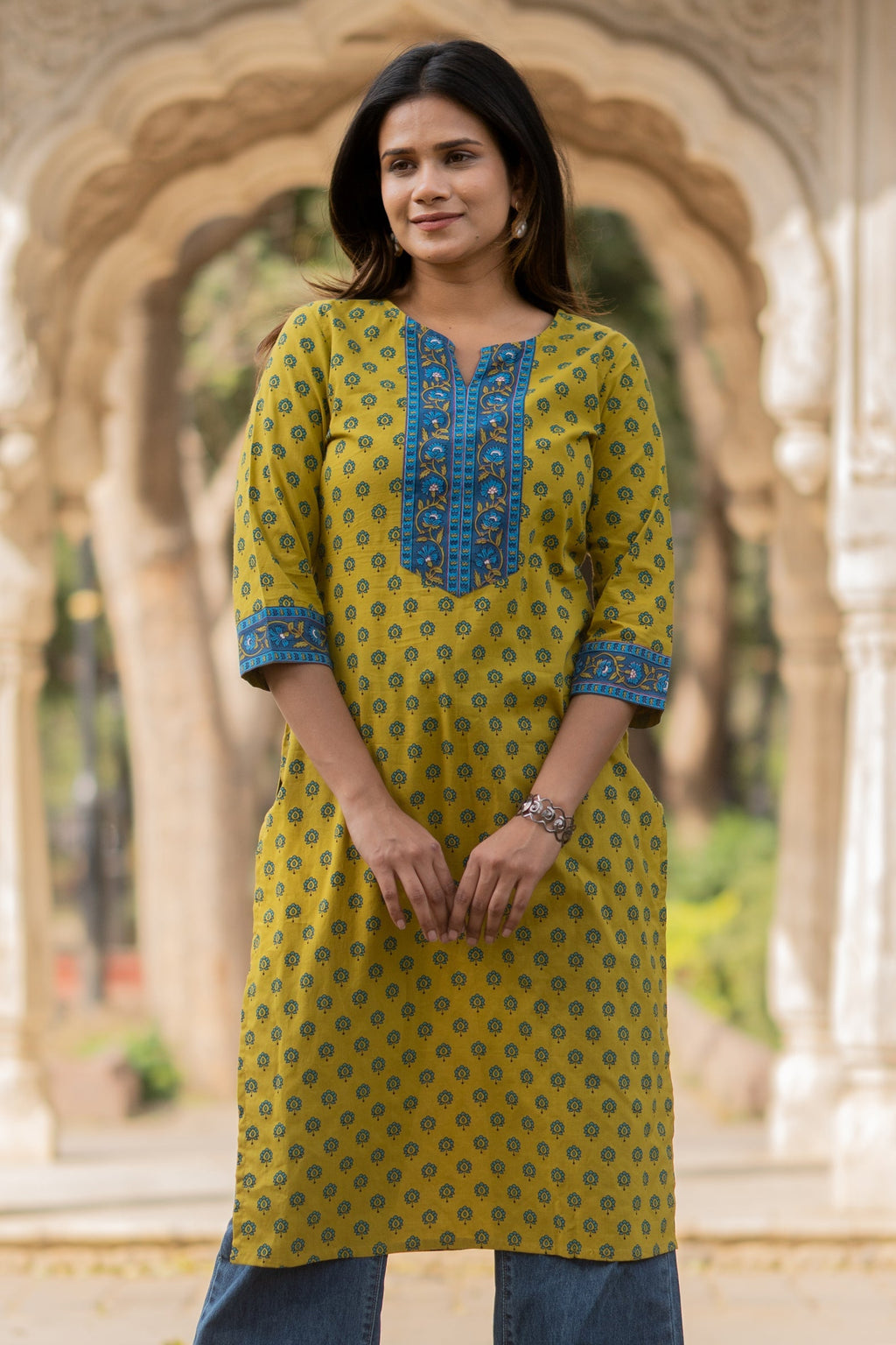 Green Barik Butti Printed Cotton Kurta Bada Boota