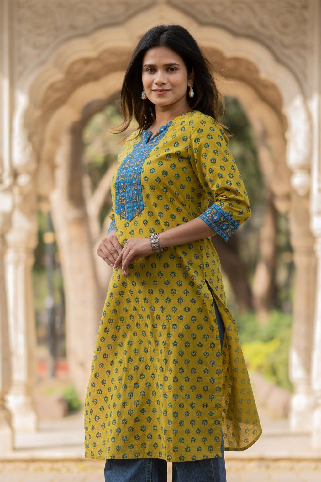 Green Barik Butti Printed Cotton Kurta Bada Boota