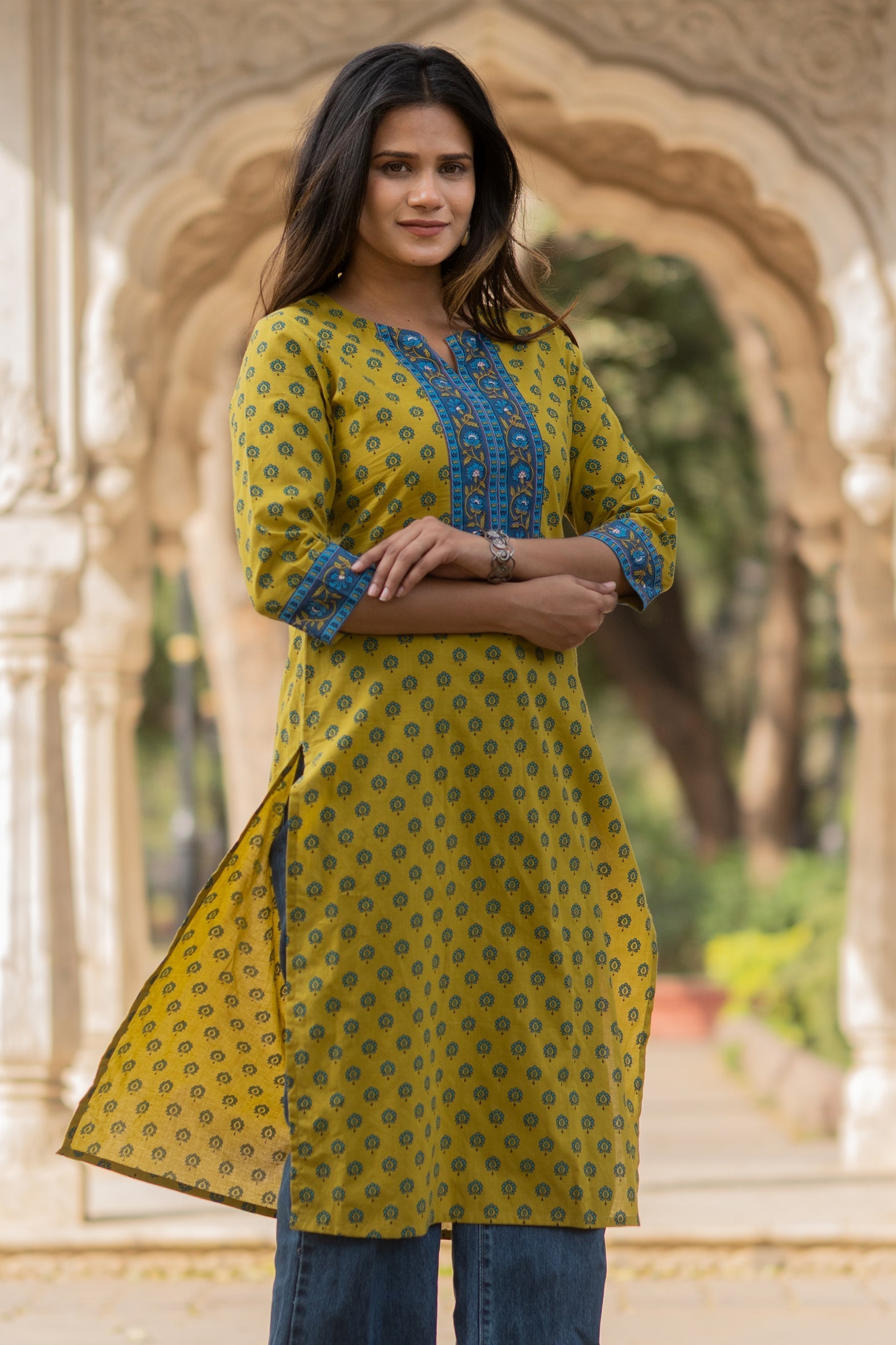 Green Barik Butti Printed Cotton Kurta Bada Boota