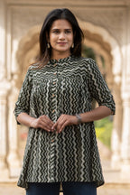 Green Collar Style Cotton Printed Short Top Bada Boota