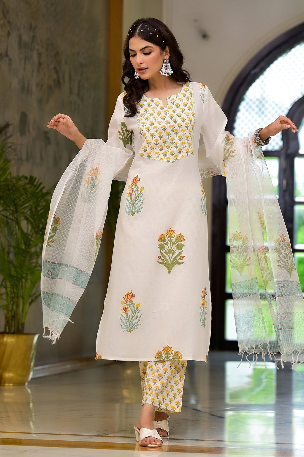 White Cotton Mughal Block Printed Kurta Pant Set With Dupatta Bada Boota