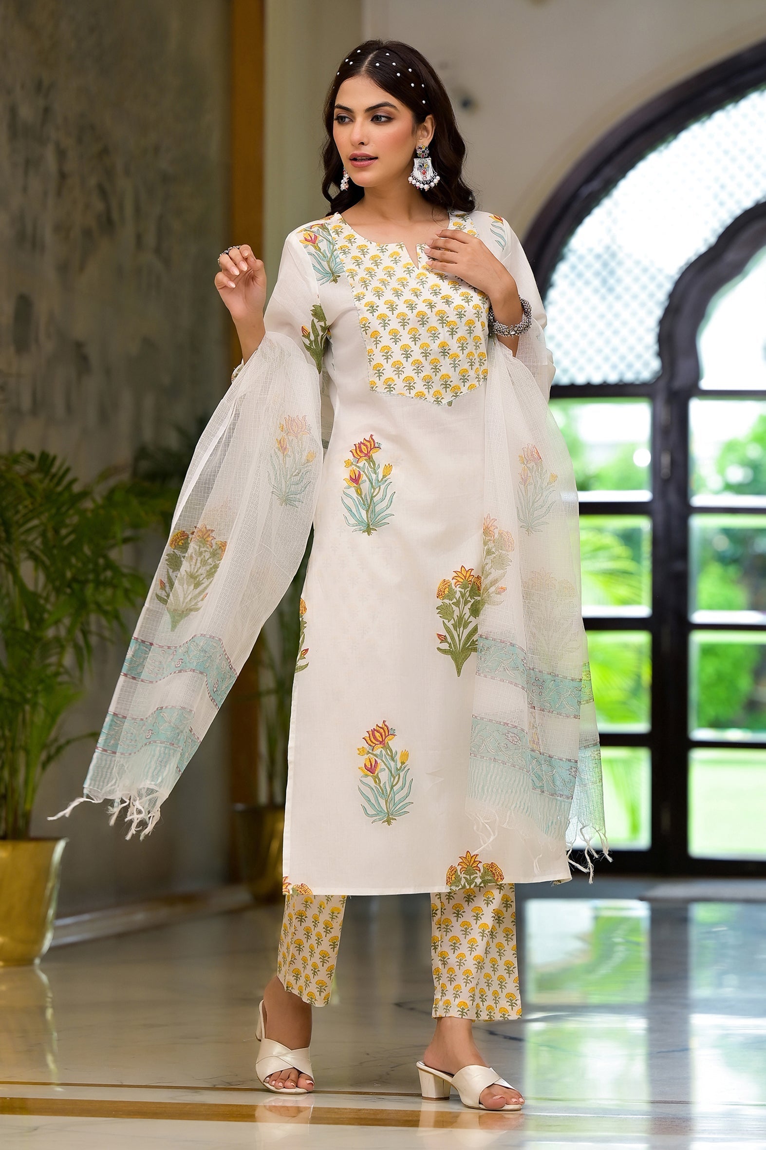 White Cotton Mughal Block Printed Kurta Pant Set With Dupatta Bada Boota