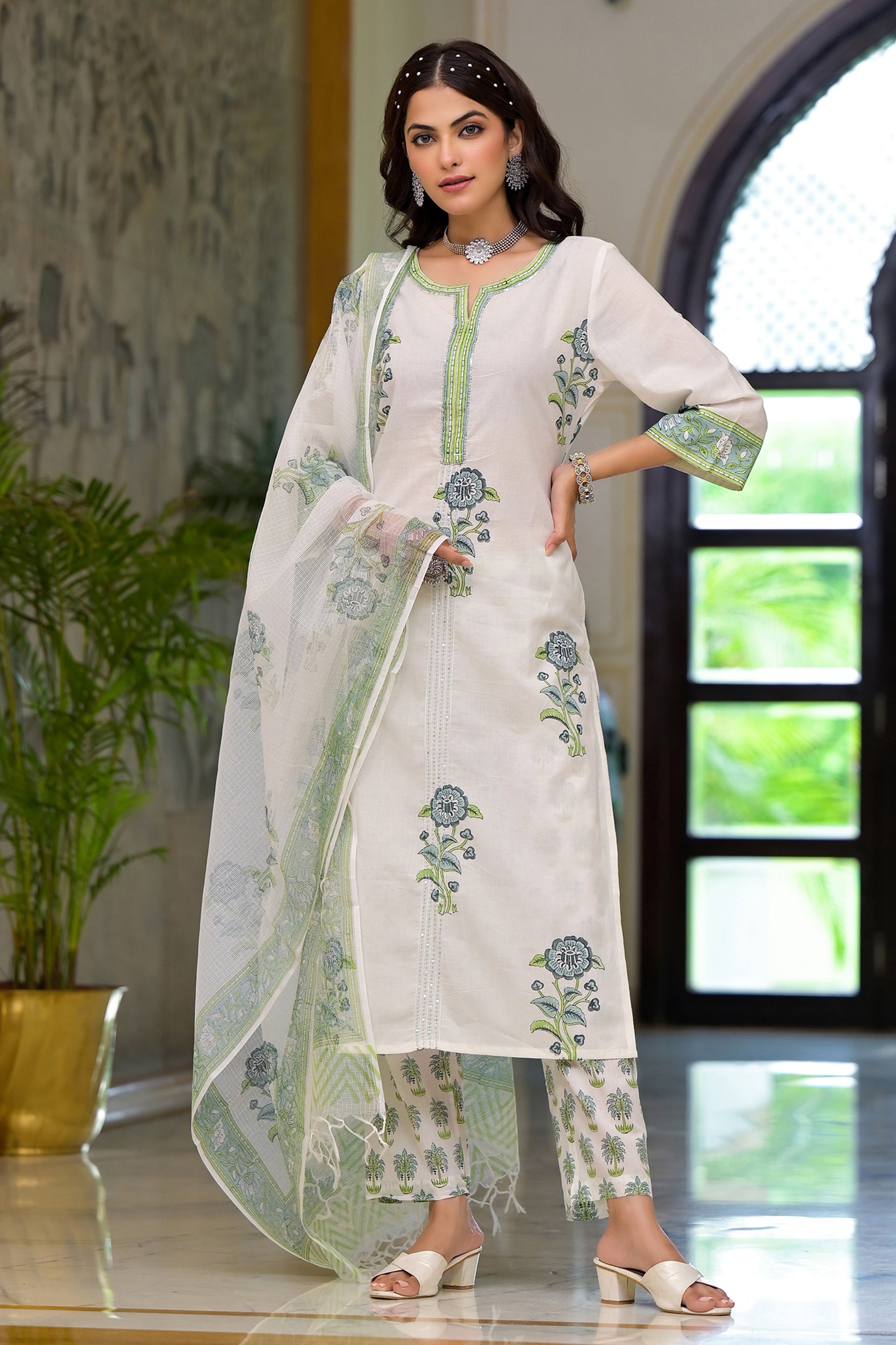 White Cotton Mughal Block Printed Kurta Pant Set With Dupatta Bada Boota