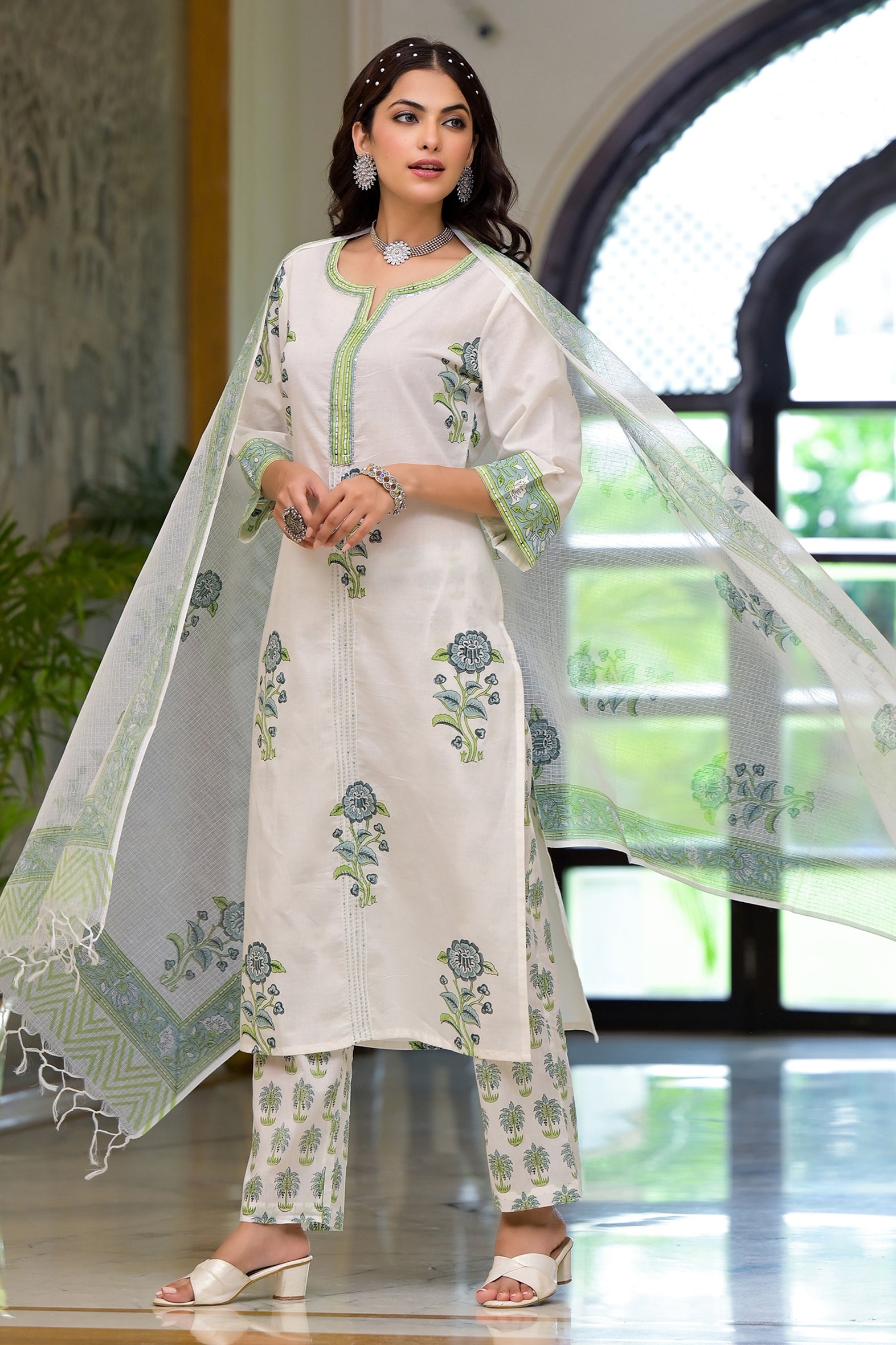White Cotton Mughal Block Printed Kurta Pant Set With Dupatta Bada Boota