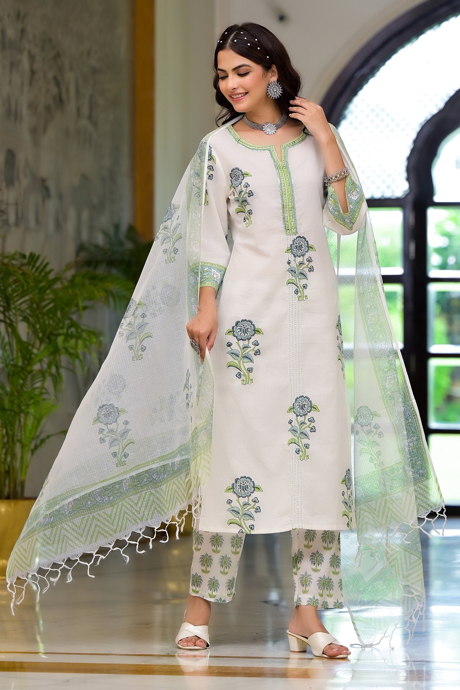 White Cotton Mughal Block Printed Kurta Pant Set With Dupatta Bada Boota