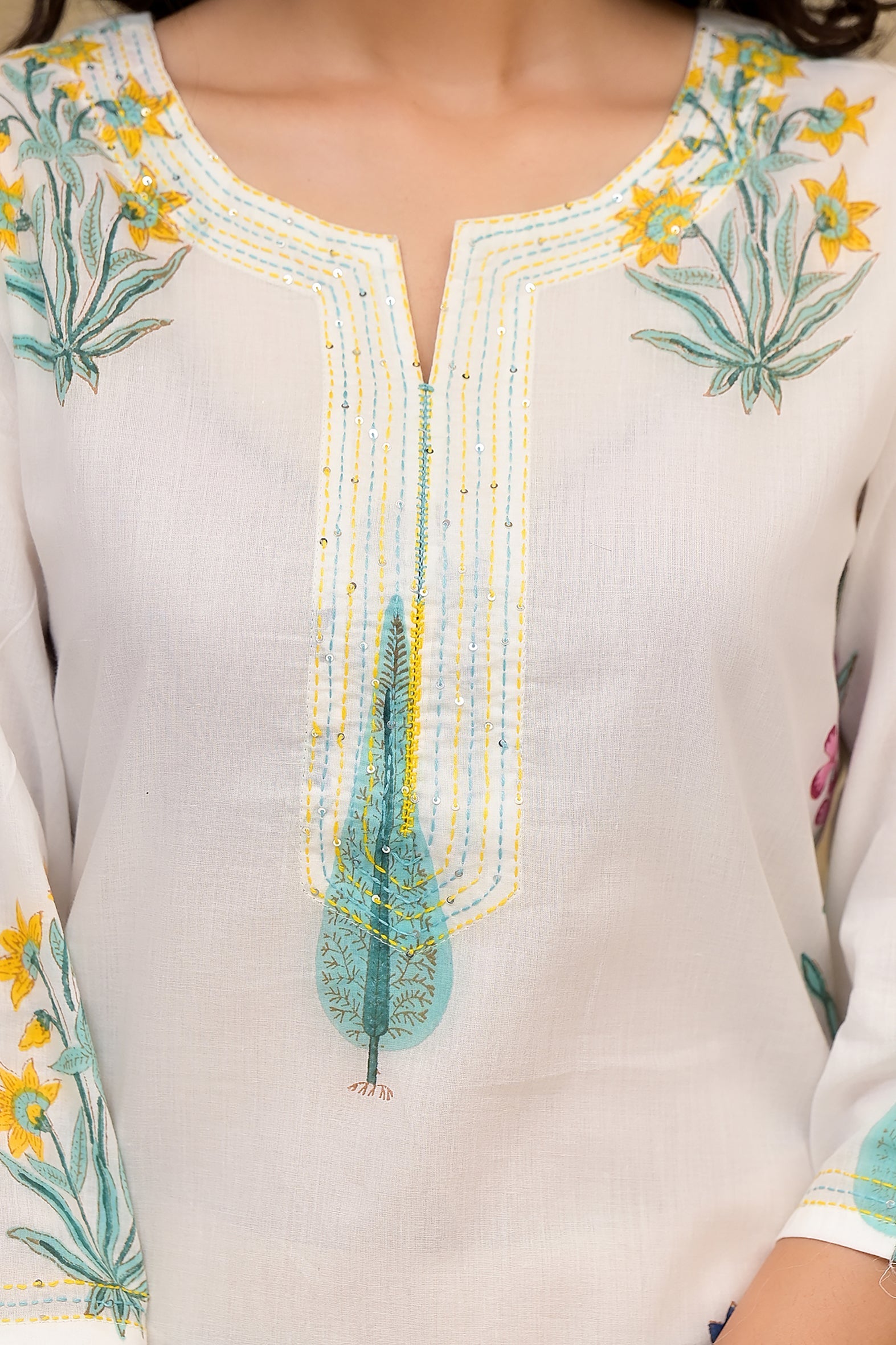 White Cotton Mughal Block Printed Kurta Pant Set With Dupatta Bada Boota