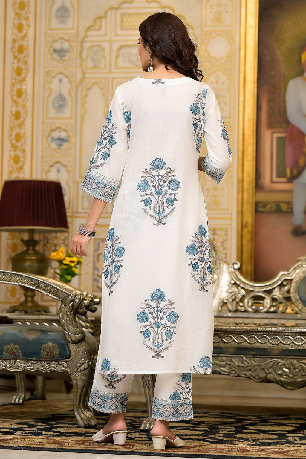 White Cotton Mughal Block Printed Kurta Pant Set With Dupatta Bada Boota