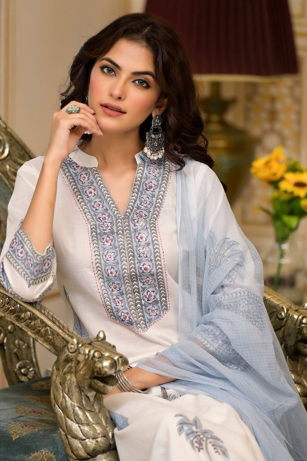 White Cotton Mughal Block Printed Kurta Pant Set With Dupatta Bada Boota