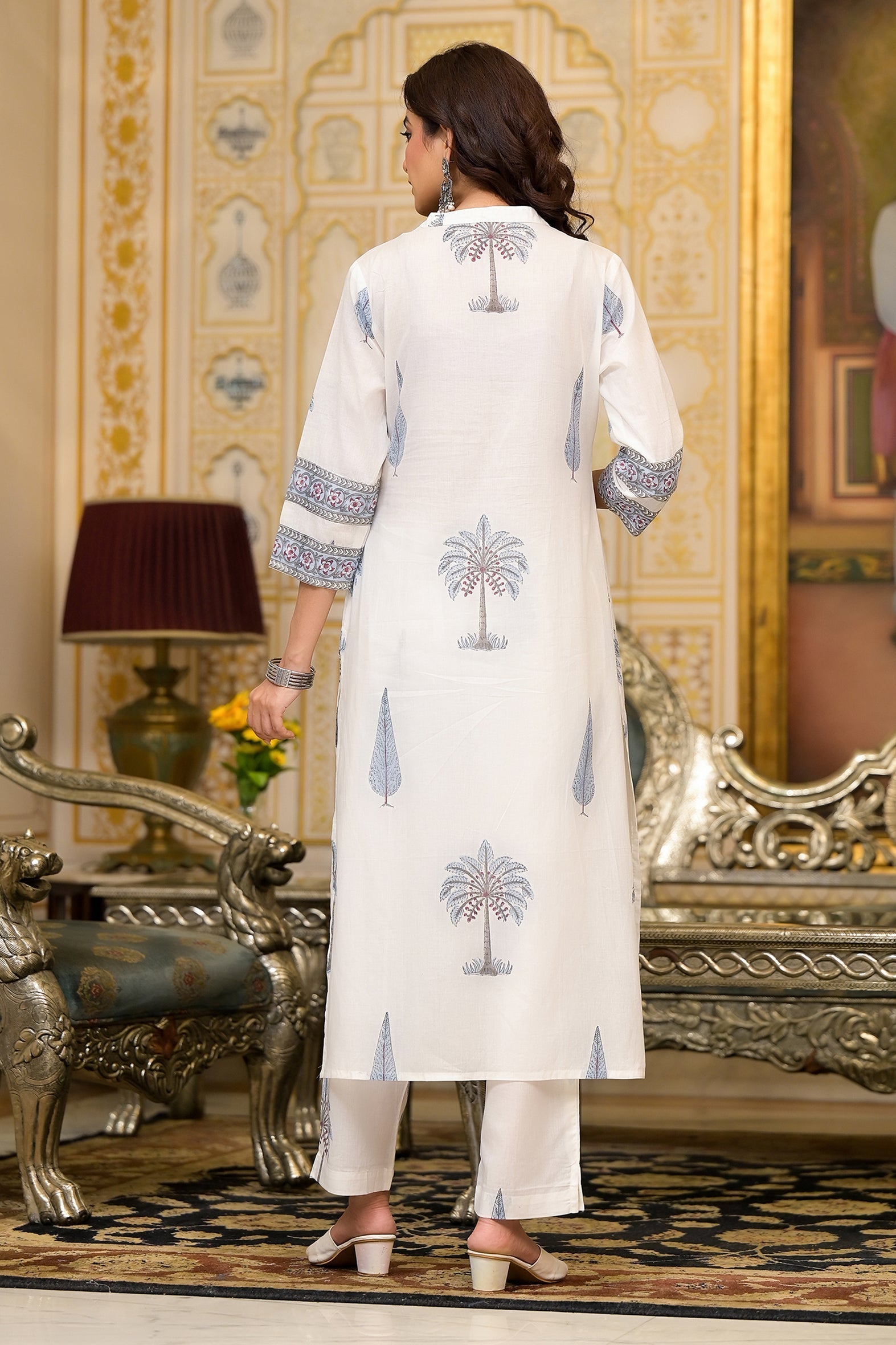White Cotton Mughal Block Printed Kurta Pant Set With Dupatta Bada Boota