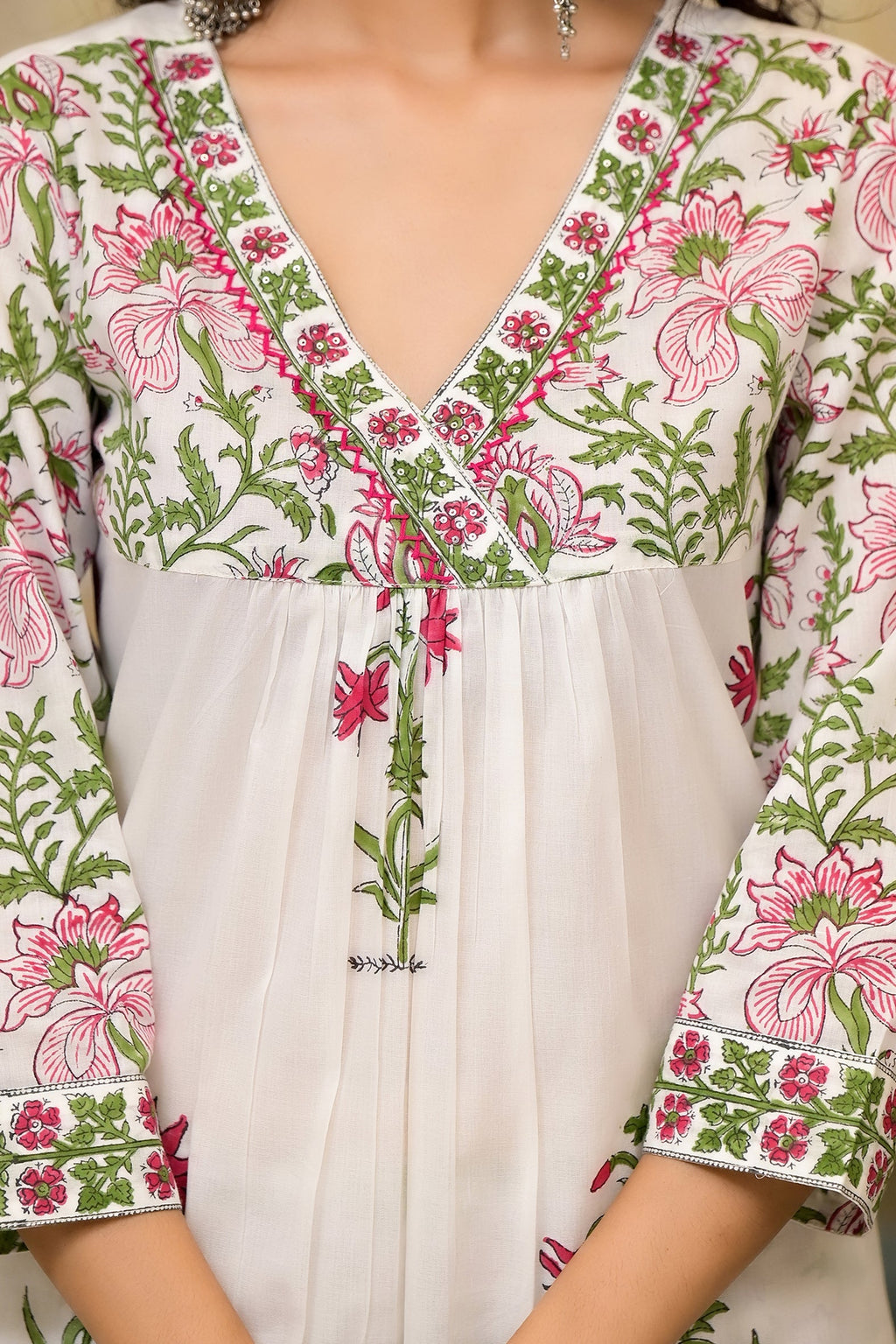 White Cotton Mughal Block Printed Kurta Pant Set With Dupatta Bada Boota