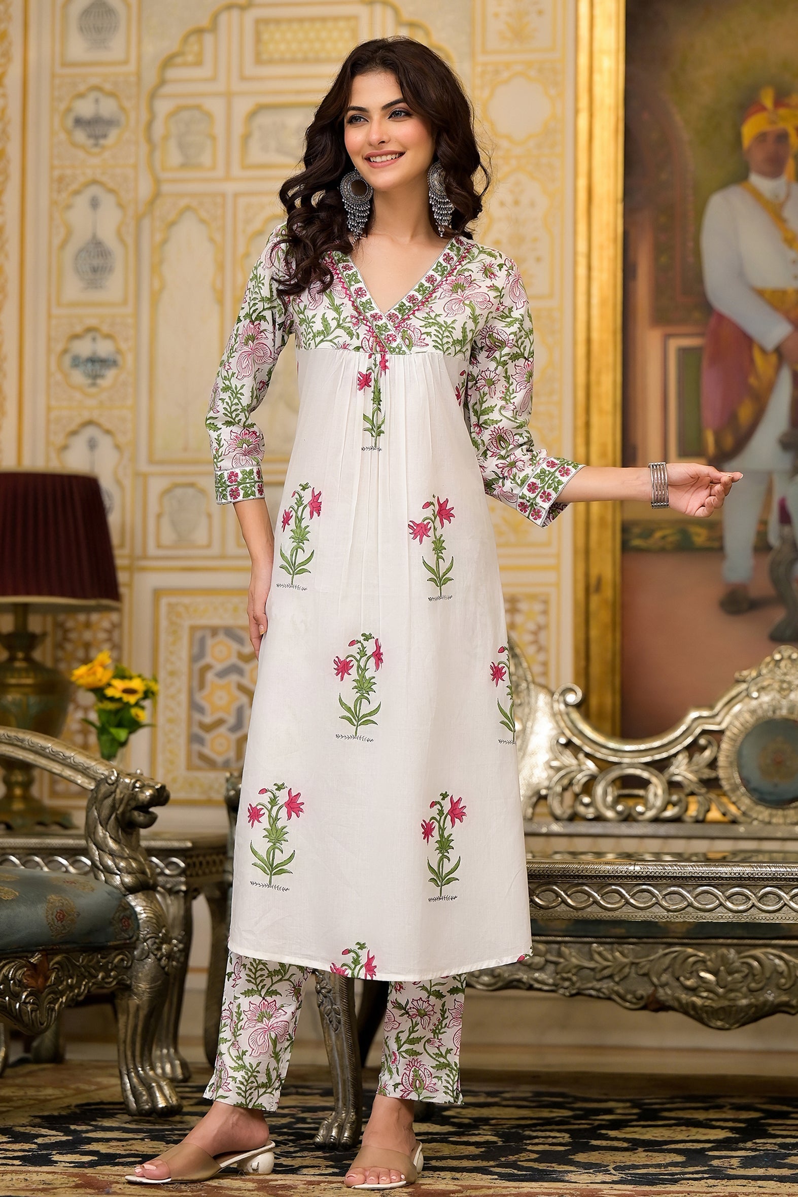 White Cotton Mughal Block Printed Kurta Pant Set With Dupatta Bada Boota