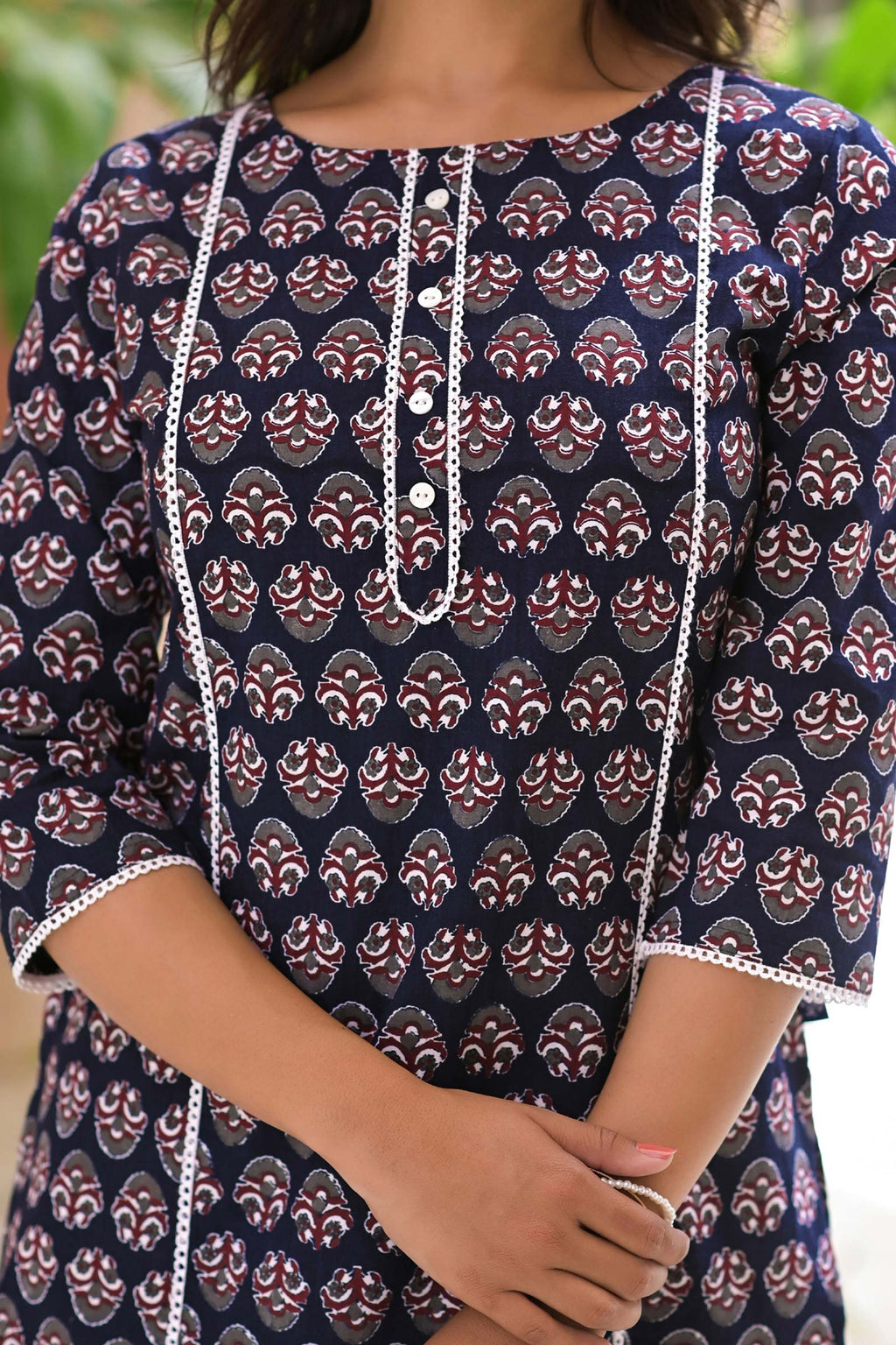 Black Cotton Printed Straight Kurta With Pants- Set of 2 Bada Boota